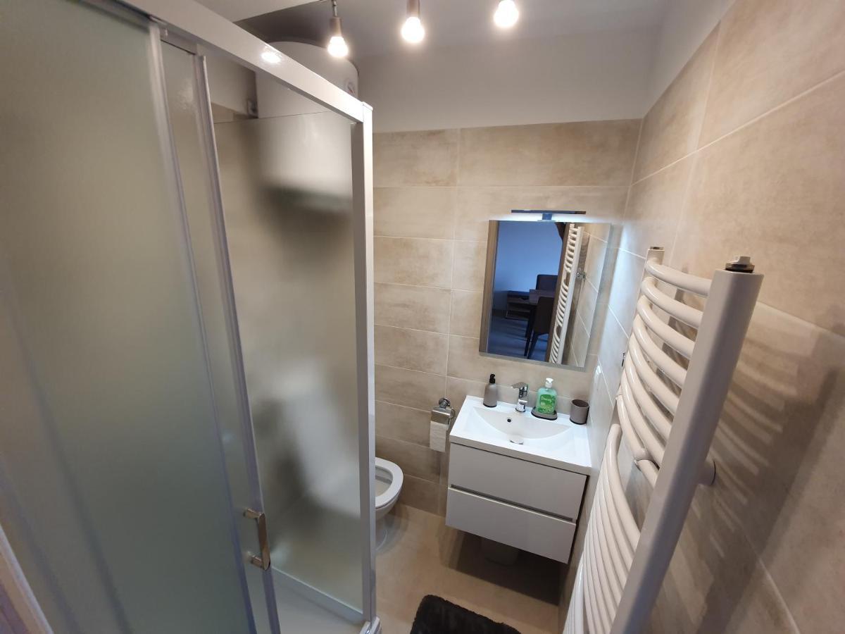 Apartmani Bozic-Tokic Krk Town Exterior foto